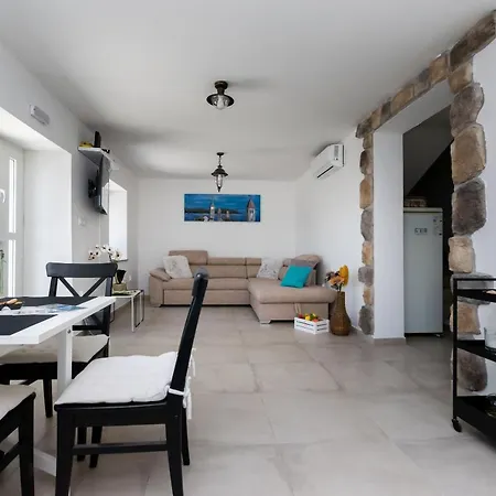 House Vito